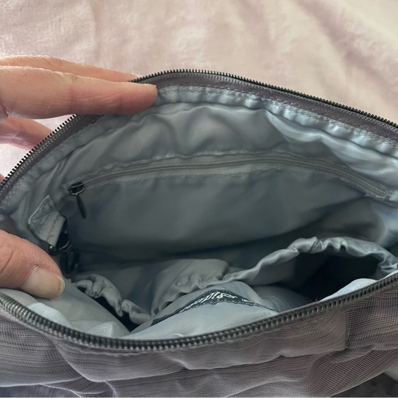 Lug Crossbody Bag sidekick - Picture 5 of 12